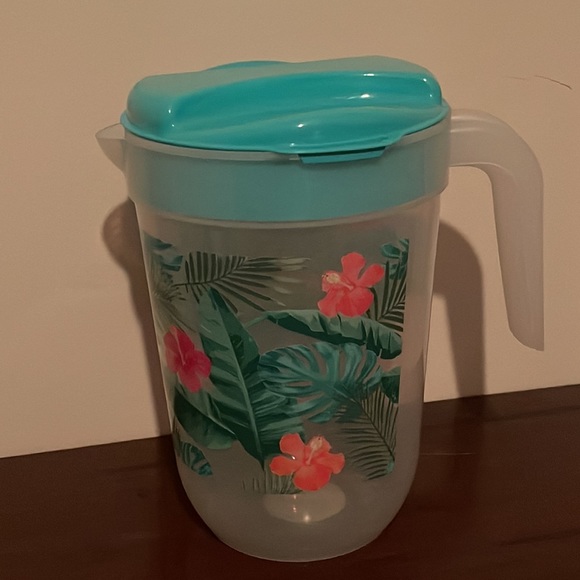 Kitchen Plastic Drink Containers Poshmark